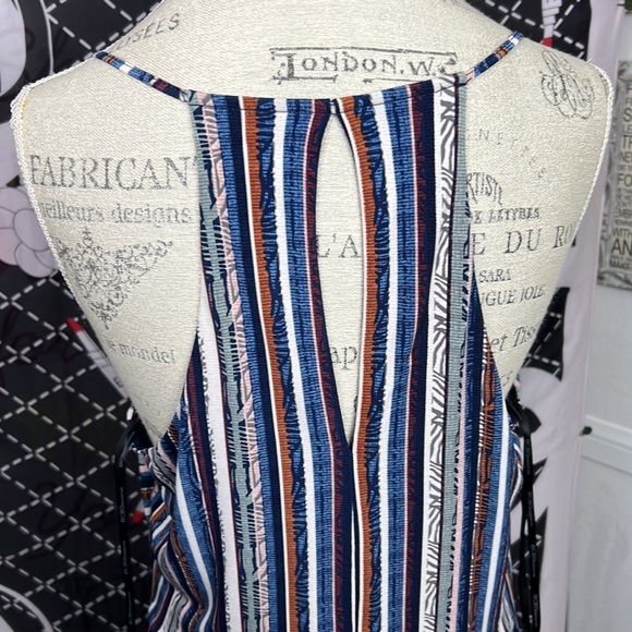 BCBGeneration Striped Midi Dress Draped Pockets Sleeveless V-neck Pull-on Sz. L - Picture 7 of 15